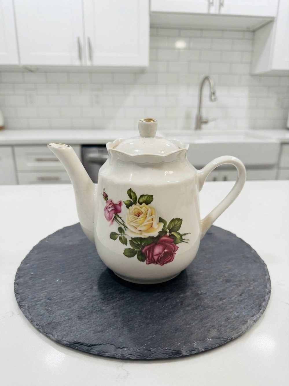 Vintage Arthur Wood & Son "Sandon" Teapot - Made in England